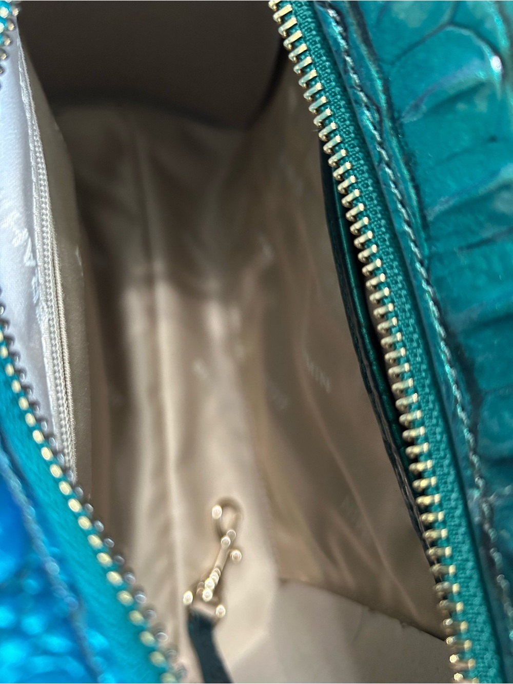 NWT Brahmin Hillary Shoulder Bag in Mystic Green Melbourne Croc Leather. - Picture 10 of 13
